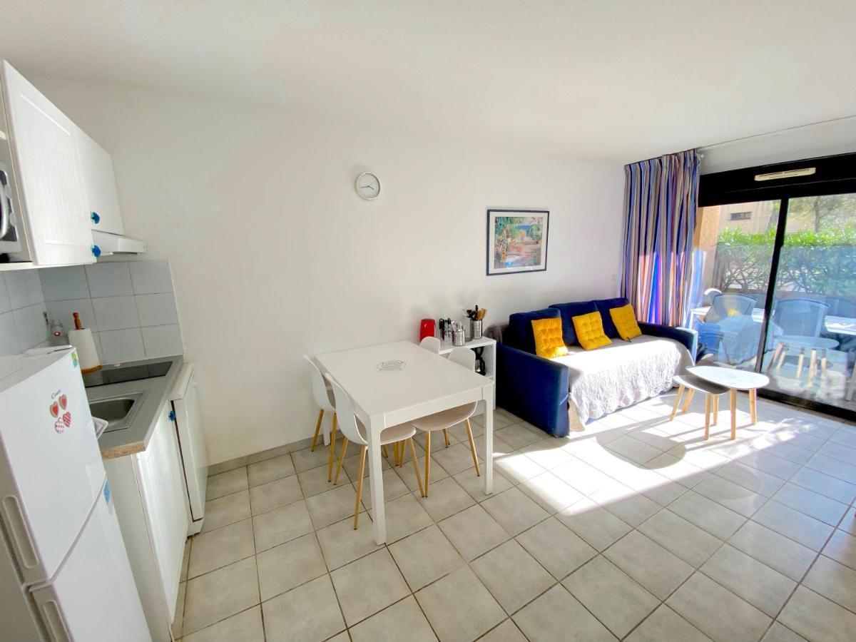 Appartement Avec Piscine A 5Min De La Plage Sanary-sur-Mer Eksteriør billede